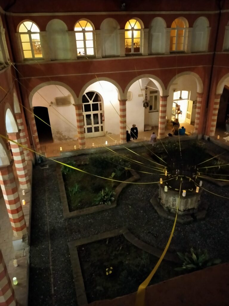 Notte dei racconti 21 02 2025: chiostro della Scuola Media Piermarini